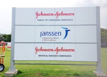 Comunicação Visual de fachada para Johnson & Johnson do Brasil em São José dos Campos